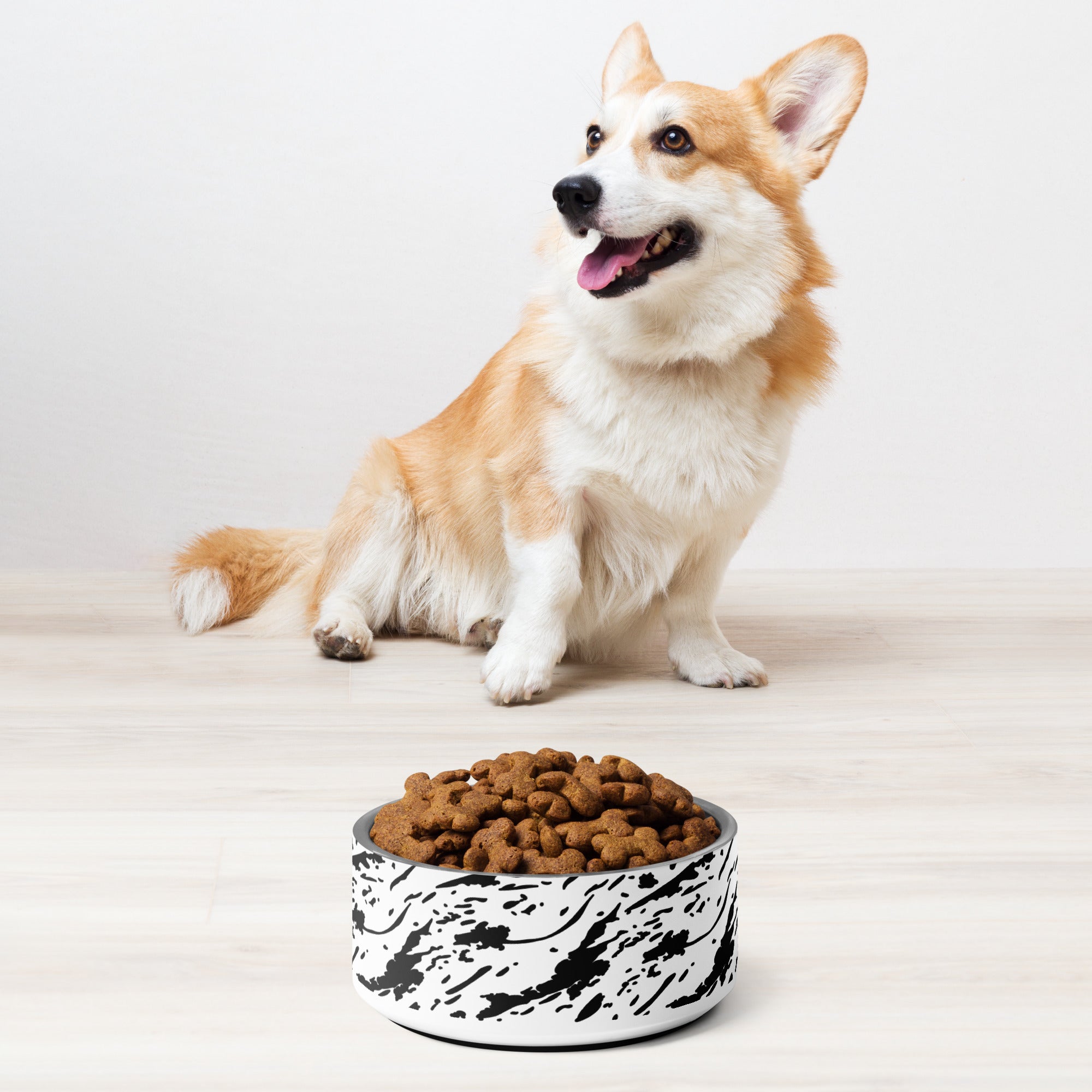 Windswept Black and White Pet Bowl